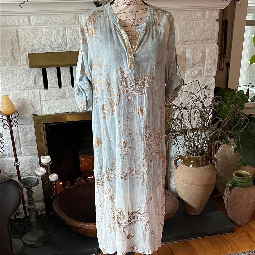 Elegant Blue and Gold Maxi Dress